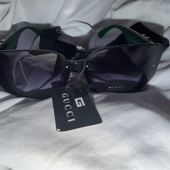Fashion sunglasses - Picture 2 of 3